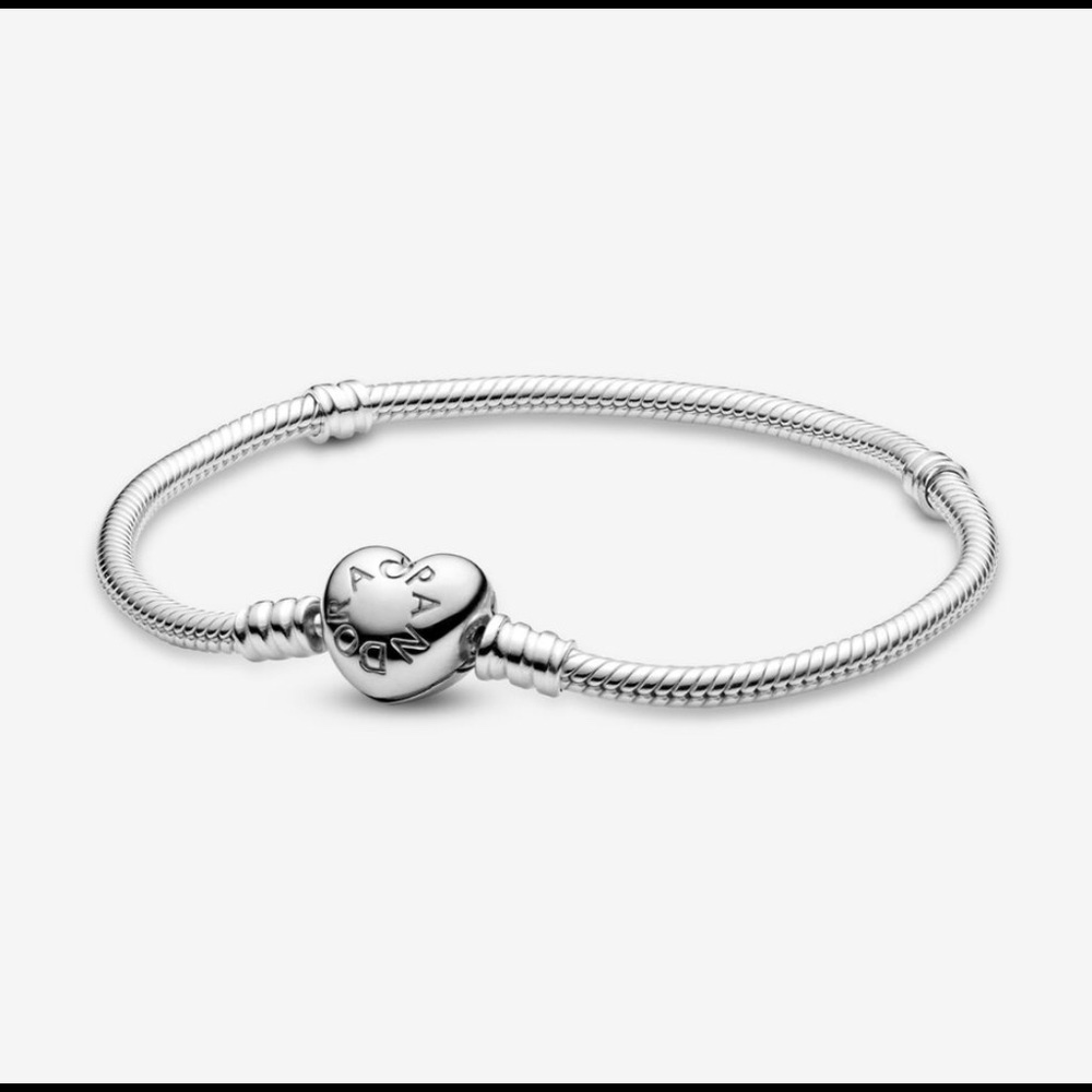 ❗️❌SOLD❌ Pandora Moments Heart Clasp Snake Chain Bracelet ❗️❌SOLD❌